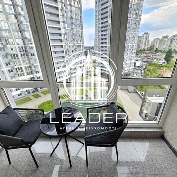 Ревуцького вул., 40-В