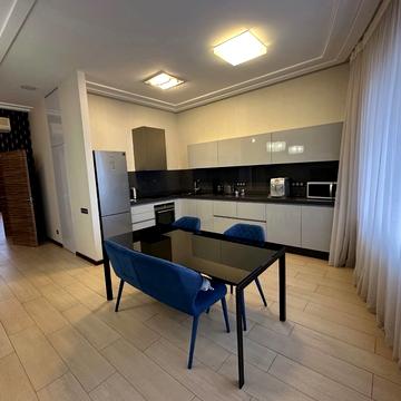 Ляпунова вул., 16