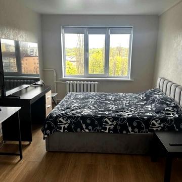 Юлії Здановської вул. (Ломоносова), 19/11