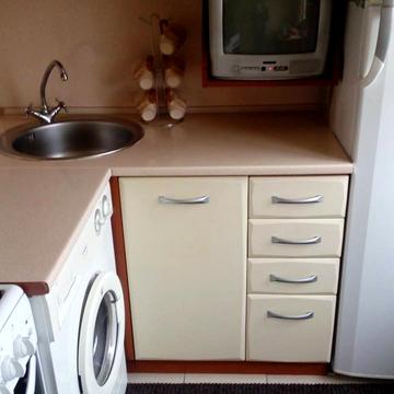 Богдана Хмельницького вул., 7