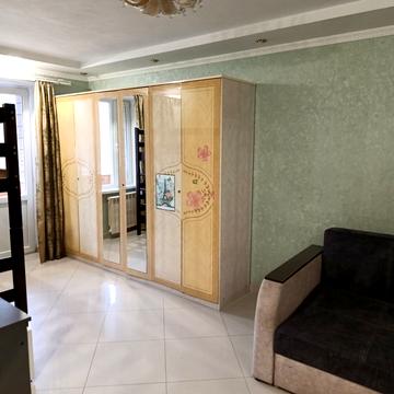 Камянецька вул., 111