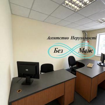 Лесі Українки вул., 6