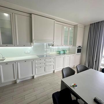 Дніпровська набережна вул., 14-А