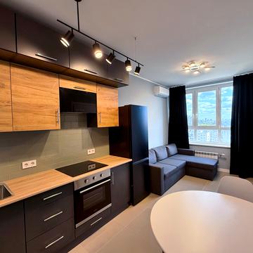 Вавилових вул., 11