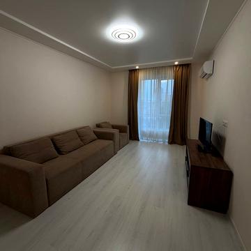 Левка Лукяненка вул. (Василя Жуковського), 16, 18, 20, 24