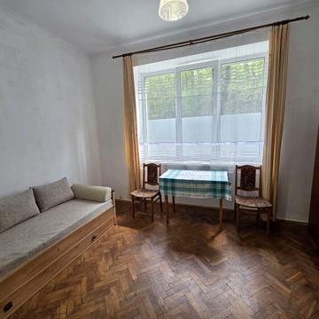 Академіка Андрія Сахарова вул., 40