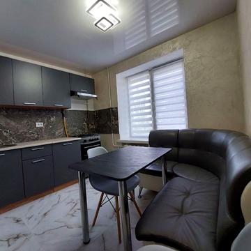 Тараса Шевченка вул., 352