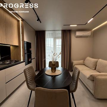 Юліана Пелеша вул., (Будинок 4)