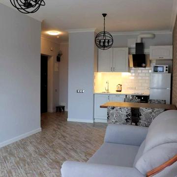 Дніпровська набережна вул., 18-А