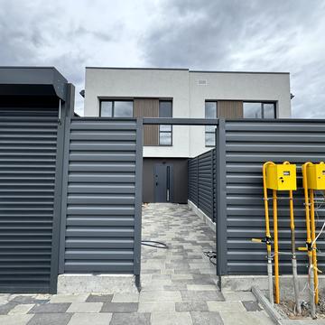 Черкаська вул.