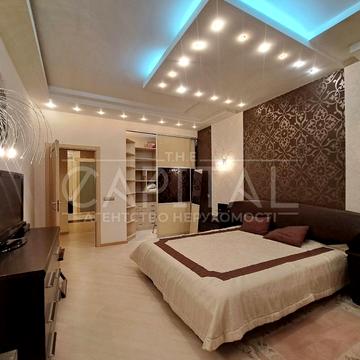 Князів Острозьких вул. (Московська), 46/2