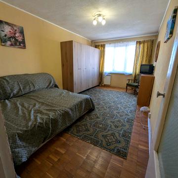 Голосіївський просп. (40-річчя Жовтня), 19