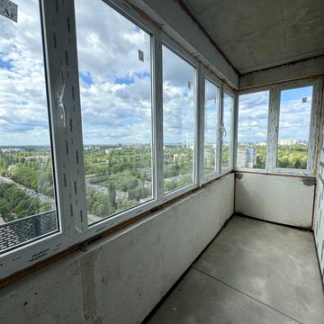 Варненська вул., 29