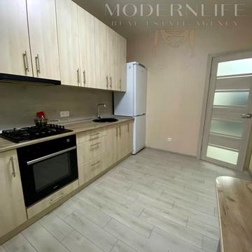 Покровська вул. (Радянська), 2/4