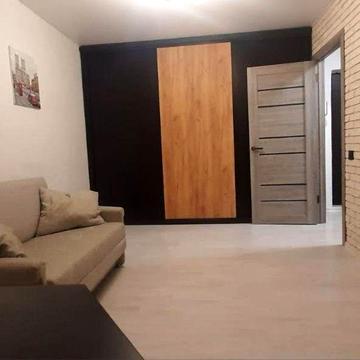 Михайла Донця вул., 28