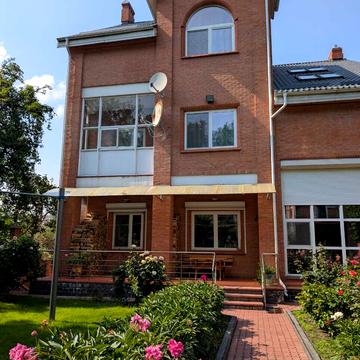 Ломаківська вул. (Мічуріна)