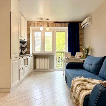 Кловський узвіз, 14-Б