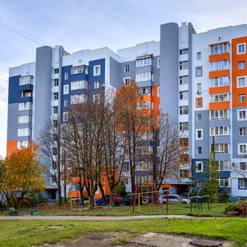 Богдана Хмельницького вул., 271