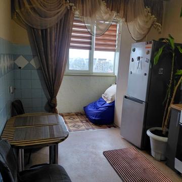 Валерія Лобановського просп. (Червонозоряний), 39-Б