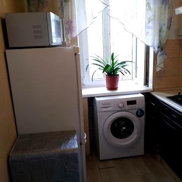 Академіка Корольова вул., 31-А