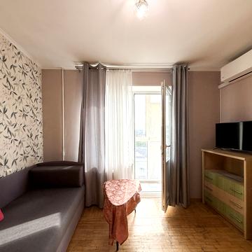 Вереснева вул., 5