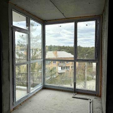 Радистів вул., (Будинок 1)