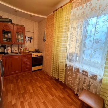 Рєпіна вул., 11