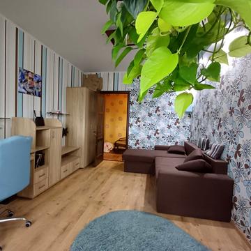 Рональда Рейгана вул., 14/33