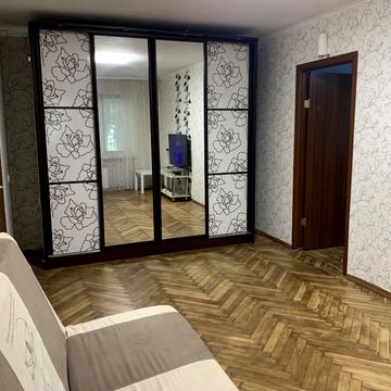 Олени Теліги вул., 3-Б