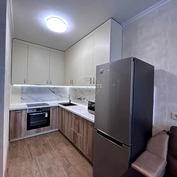 Олександра Олеся вул., 4