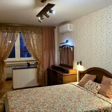 Штабний пров., 1