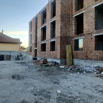 Дитяча вул., 4