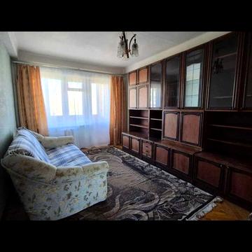 Верховної Ради бульв., 24