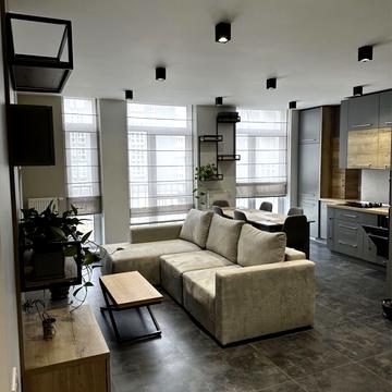 Володимира Янева вул., 19