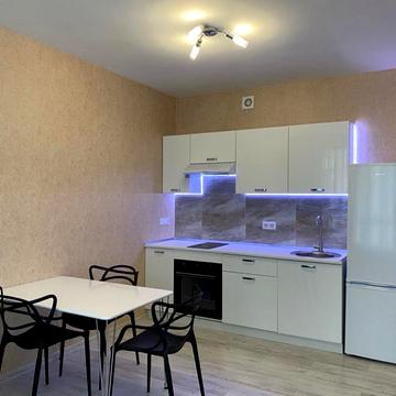 Камянська вул. (Дніпродзержинська), 128