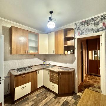 Харківська вул., 7