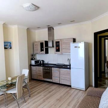 Пантелеймонівська вул., 112