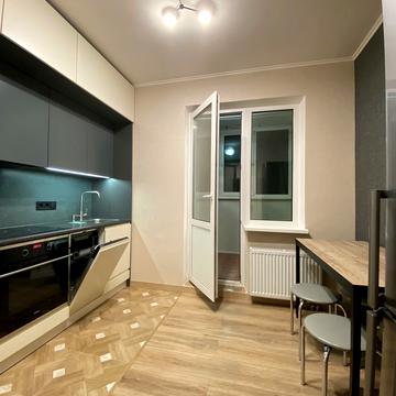 Григорія Ващенка вул., 7