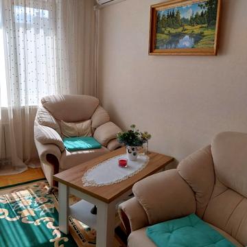 Гната Юри вул., 14