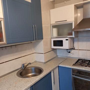 Прирічна вул., 1-А