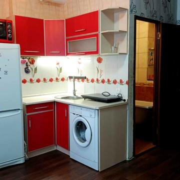 Академіка Філіппова вул., 56