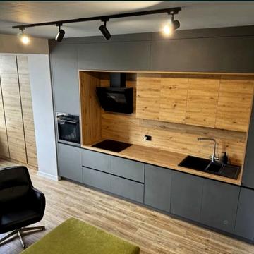 Старокостянтинівське шосе, 20/7