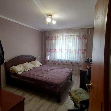 Космонавтів вул., 146-А