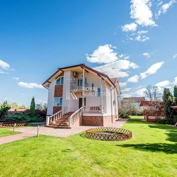 Лесі Українки, 7А/1