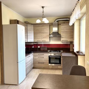 Залізнична вул., 7Л