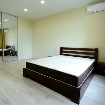 Митрополита Василя Липківського вул. (Урицького), 37-Б