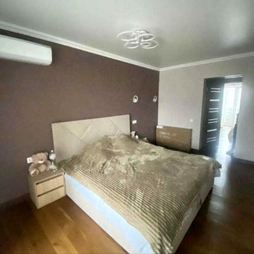 Зодчих вул., 36