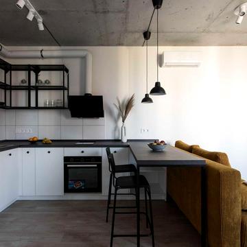 Всеволода Змієнка вул., 21