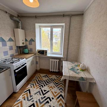 Олександра Поля просп. (Кірова), 129