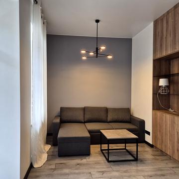 Бессарабська пл., 7-А